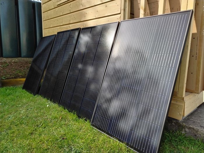Ecoflow Solar Panel Bundle with Brackets