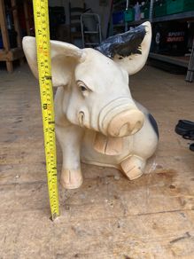 Large model pig