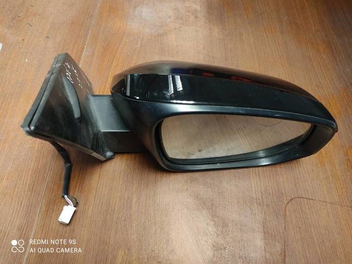2015 Toyota Rav4 RH mirror complete