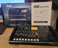Zoom R8 Multitrack Recorder