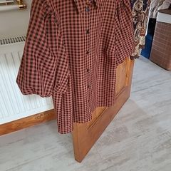 Ladies Puff Sleeve Shirt NEW Size 10