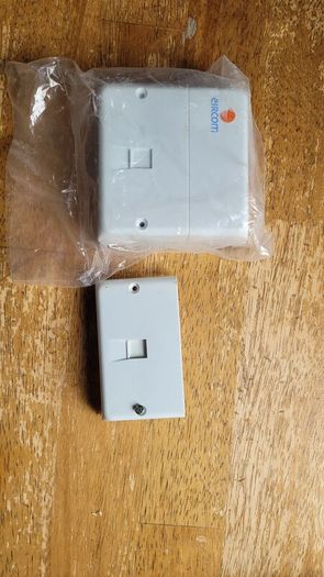 Phone socket