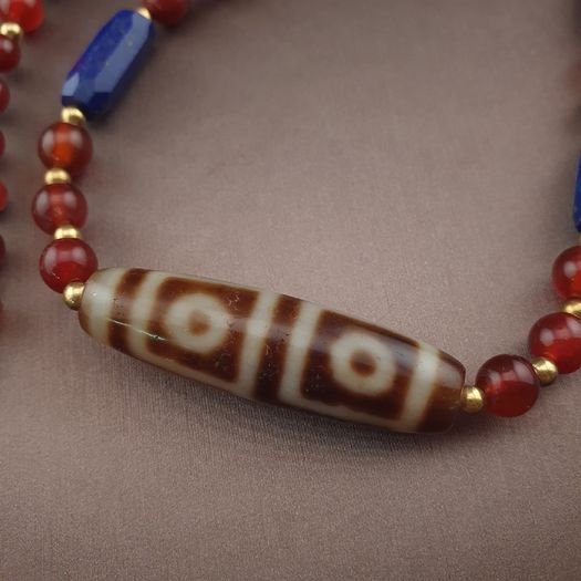 Antique 4 Eyes Himalayan Tibetan Agate With African Carnelian & Lapis Necklace