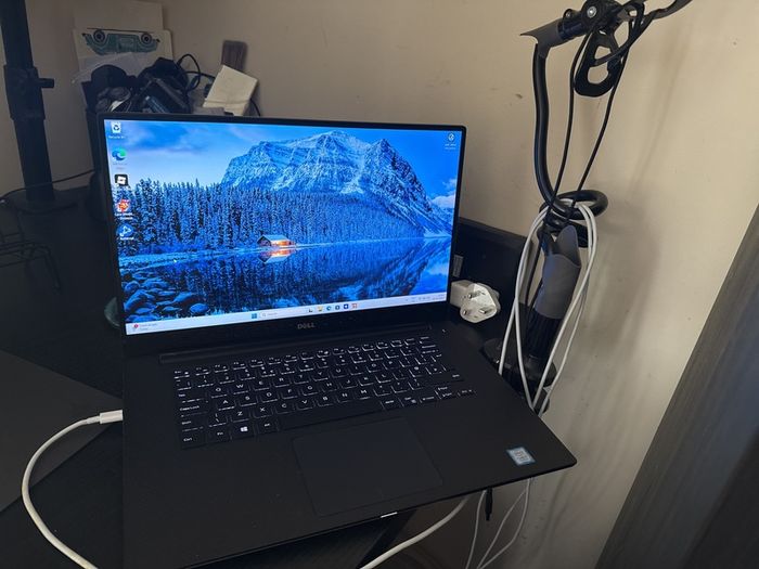 Dell 5520 precision i7 anniversary edition