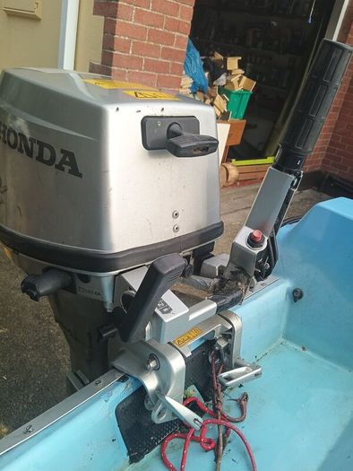 Honda 15HP 4-Stroke Outboard Motor