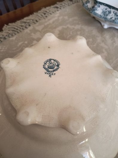 Wedgewood -Semi Royal Worcester