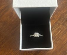 Pandora Square Sparkle Halo Womens Ring Size 60 Brand New