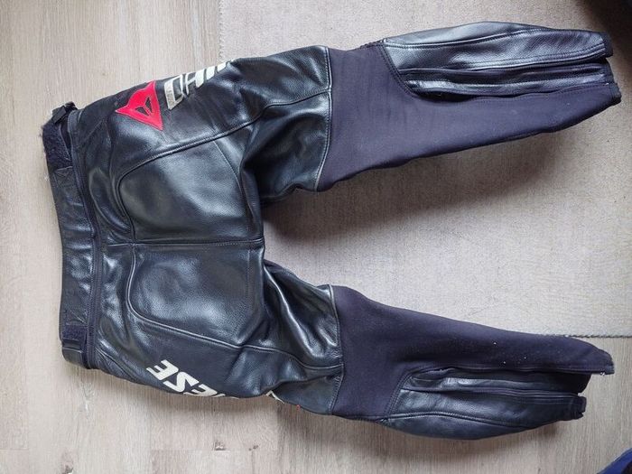 Dainese Delta Pro C2 Leather Trousers