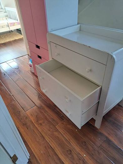 changing unit