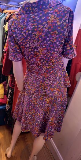 Super Cute 1970s Vintage Two Piece Peplum