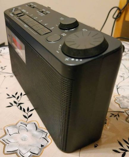 Panasonic RF-D5 DAB/FM Radio with LCD Display, Sleep Timer, Alarm & 10 Presets, Perfect working condition.