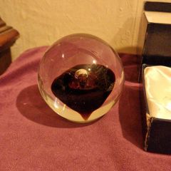 Glass paper weight