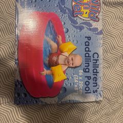 Small paddling pool