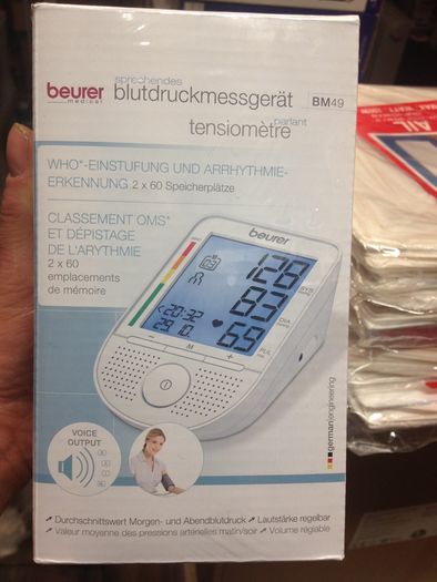 Blood Pressure Monitor with Arm Pad Speaking Type
