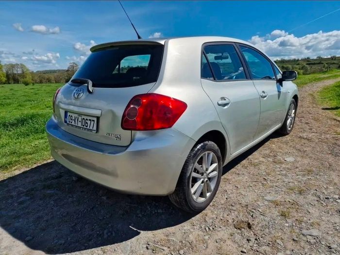 2009 Toyota Auris