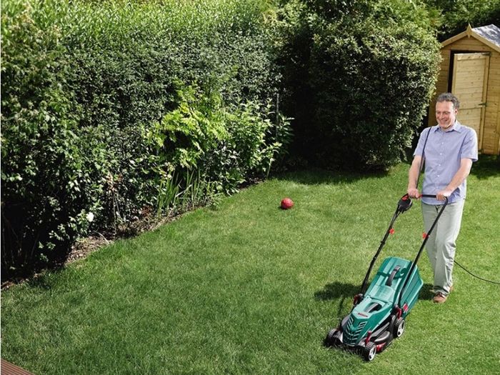 34R Electric Lawnmower 1300 W, Cutting width: 34 cm, In carton packaging (FREE POSTAGE)
