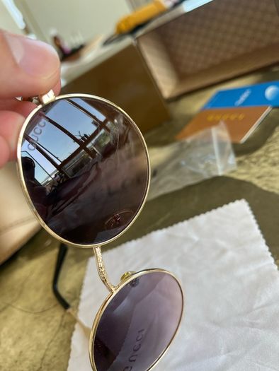 Sunglasses Golden Frame Gucci