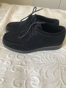 Kurt Geiger Suede Loafers (Size 40) Like new