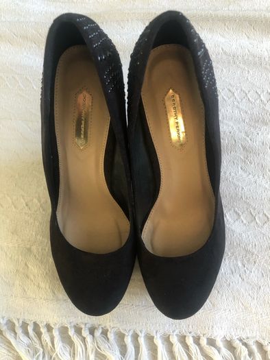 Dorothy Perkins wages
