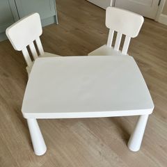 IKEA MAMMUT Kids Table & 2 Chairs White - Perfect Condition