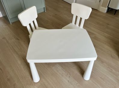 IKEA MAMMUT Kids Table & 2 Chairs White - Perfect Condition