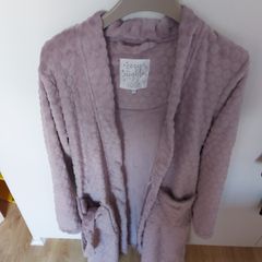Dressing gown size 8 - 10