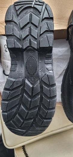Safety Shoes Size 5