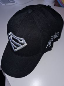 Caps