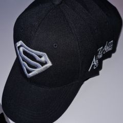 Caps