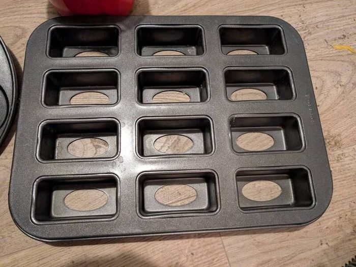 Popcorn machine, baking pan, mini pancake pan