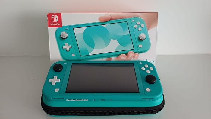 Nintendo Switch Lite - Excellent Condition