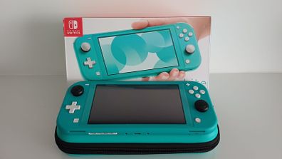 Nintendo Switch Lite - Excellent Condition