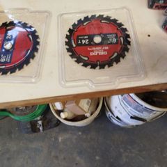 saw  blades x 2