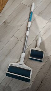 Pet hair remover ( carpets & furniture) x2
