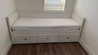 Ikea Hemnes - Day Bed
