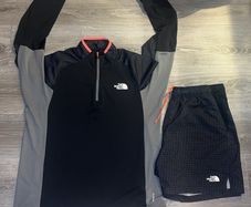 The north face 1/4 zip set