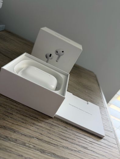 Apple Airpod Pro Gen 3 (latest)