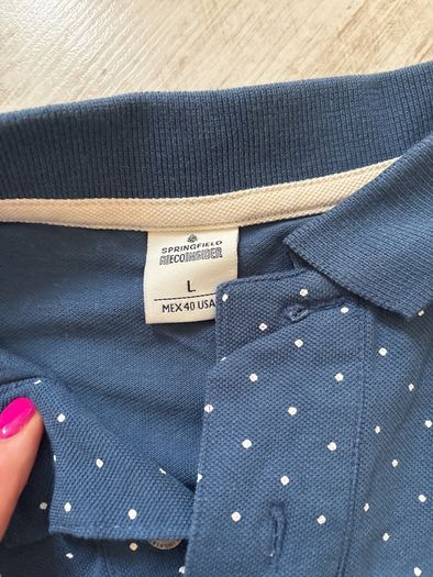 Mens polo shirt, size Large.