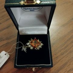 Ladies ring
