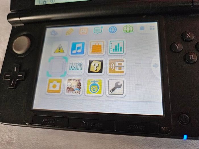 Nintendo 3DS XL