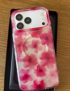 iPhone 17 Pro Max Velvet Caviar Case
