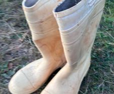 mens safety wellingtons size 9