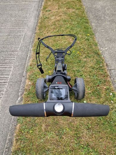 Motocaddy M1 Golf Trolley