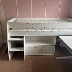 child's bed