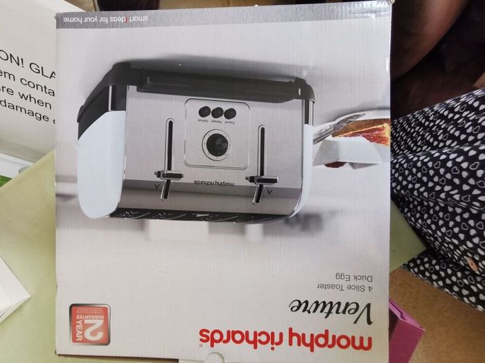 Toaster.