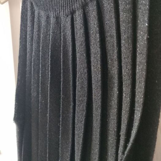 Black Sparkly Top, size 10