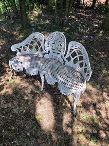 Cast Iron Lover Chair