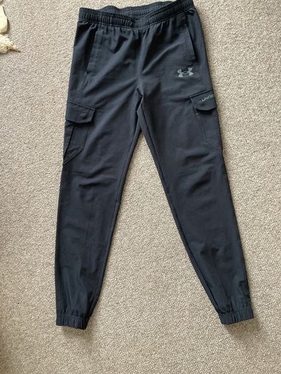 Under Armour Woven Cargo Pants