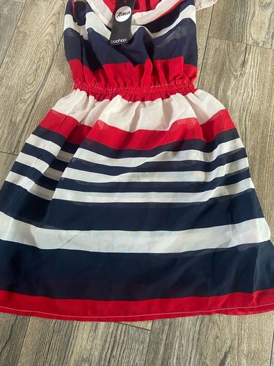 BNWT BooHoo Beach Dress