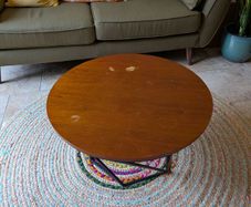 Round coffee table